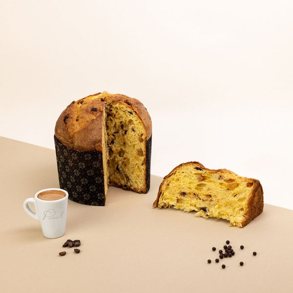 Panettone al caffè e perle di cioccolato