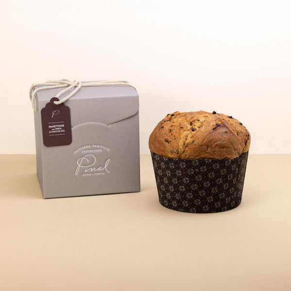 Panettone con perle di cioccolato