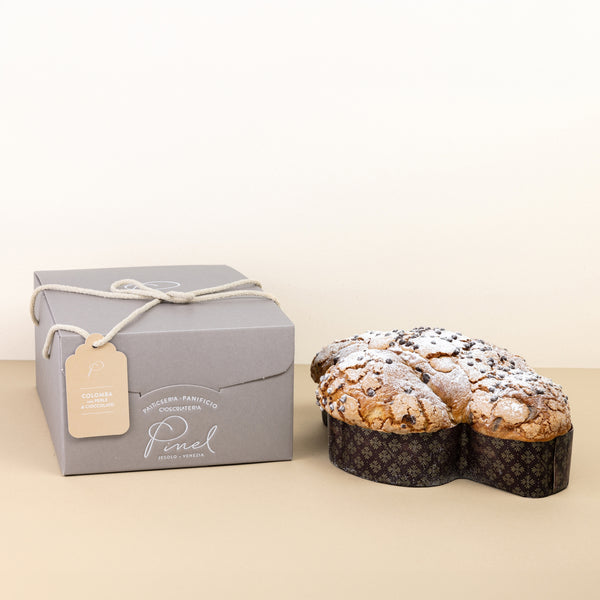 Colomba con perle di cioccolato