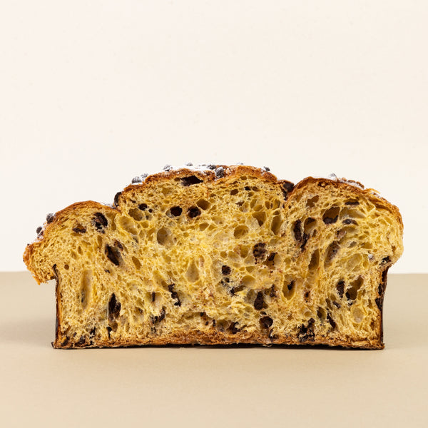 Colomba con perle di cioccolato