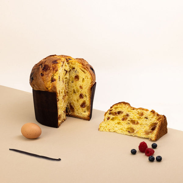 Panettone ai frutti di bosco